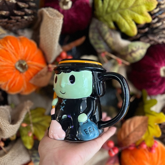 FEW LEFT✨NEW🧙‍♀️Target Hyde and Eek 2022 Stoneware Figural Witch Mug🧹 - Picture 3 of 13